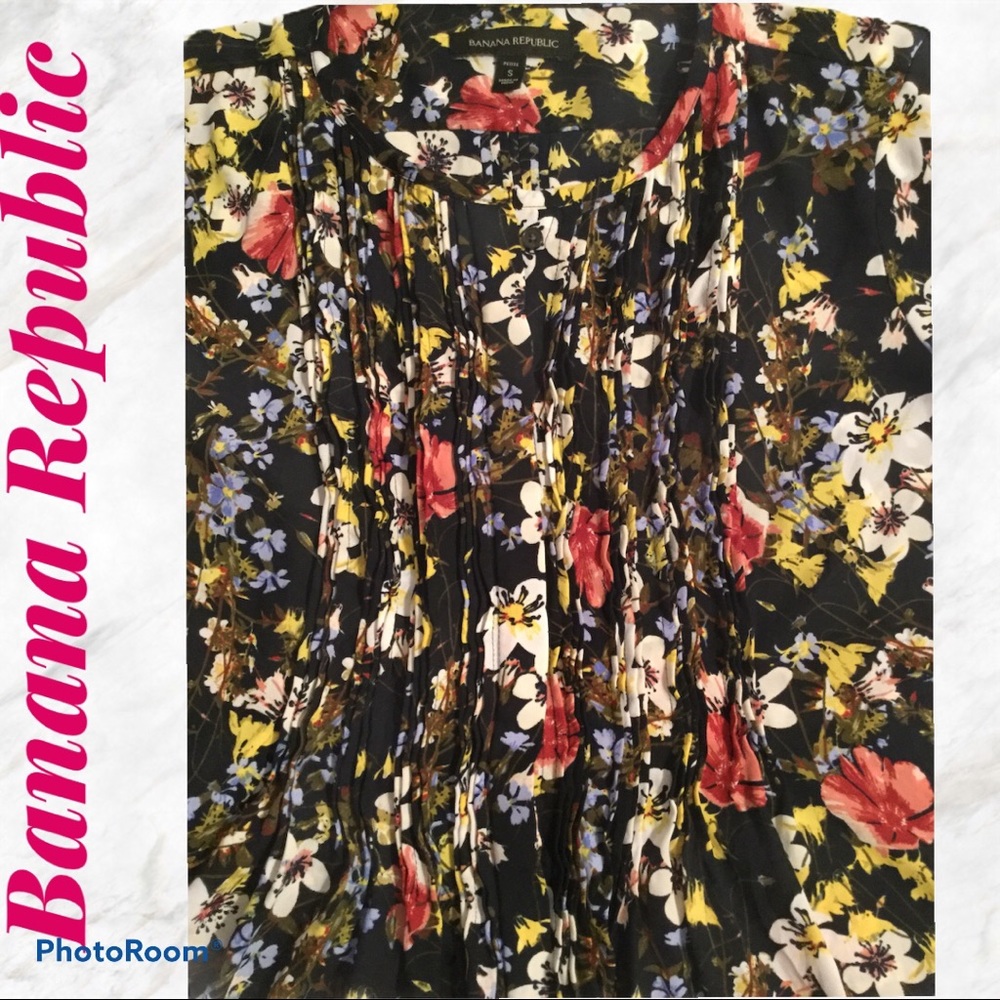 Banana Republic Floral Ruffled Long Sleeve Top. - Picture 4 of 4